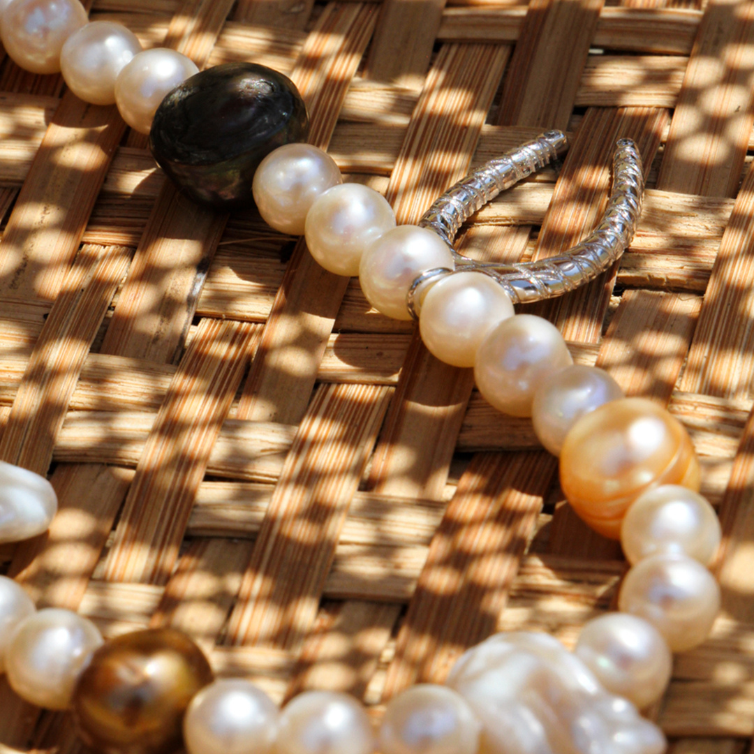The Main Character Pearl Necklace