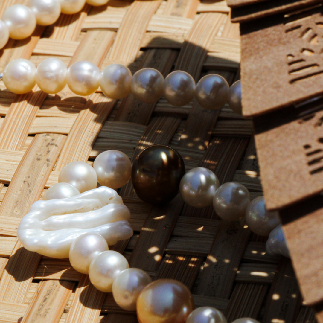 The Main Character Pearl Necklace