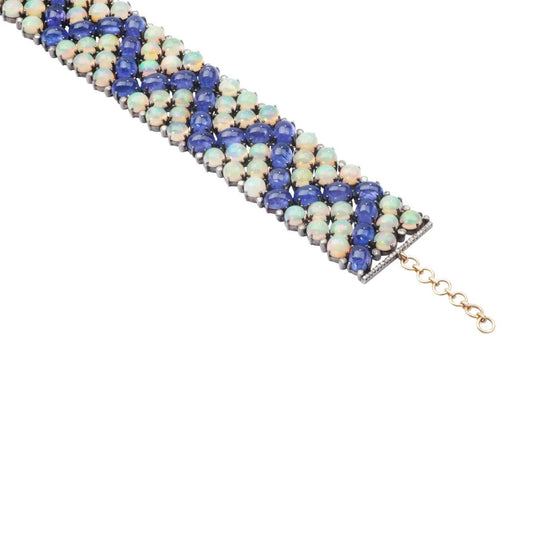 Mountain Vibrations Choker