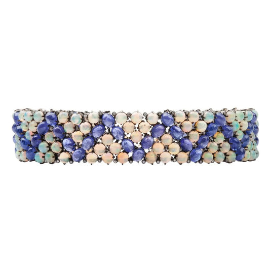 Mountain Vibrations Choker