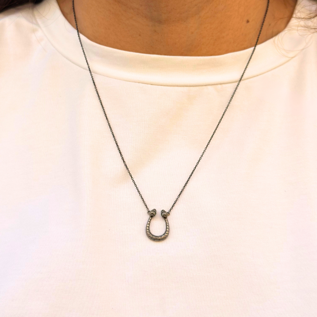 Harmony Guard Serpentine Necklace - Mini