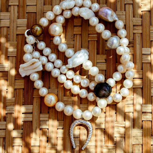 The Main Character Pearl Necklace